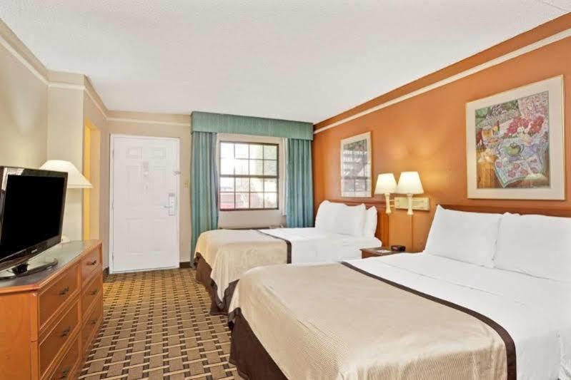 Red Roof Inn Houston North - Fm1960 & I-45 Westfield Ngoại thất bức ảnh