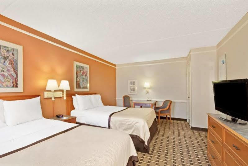 Red Roof Inn Houston North - Fm1960 & I-45 Westfield Ngoại thất bức ảnh